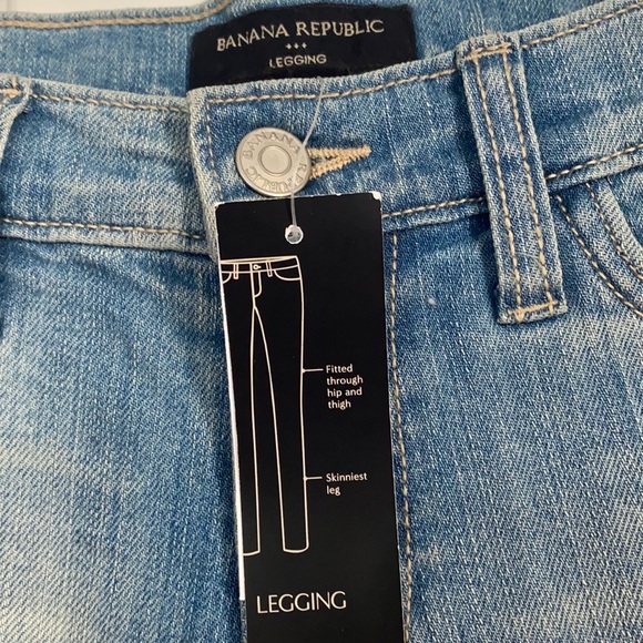 NWT - Banana Republic Distressed Legging Jeans - Picture 5 of 8